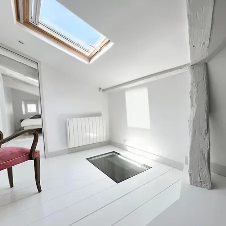 Le Duplex Retro Apartment