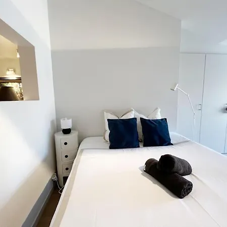 Le Duplex Retro Apartment *